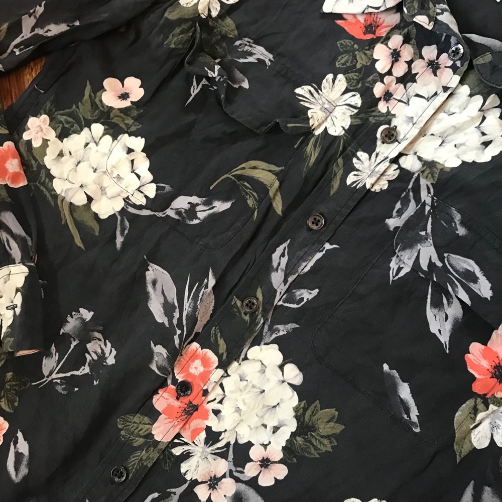 Equipment Floral Button Down - Picture 4 of 5